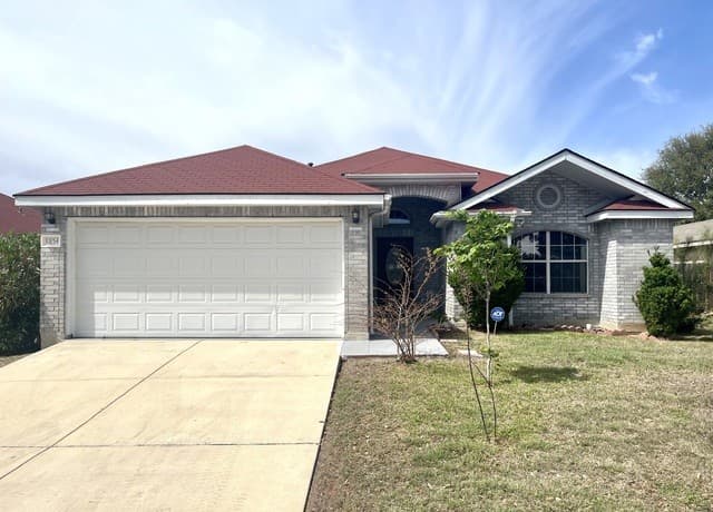 3-bedroom rental at 8854 Fenwood St in San Antonio, TX — photo 1