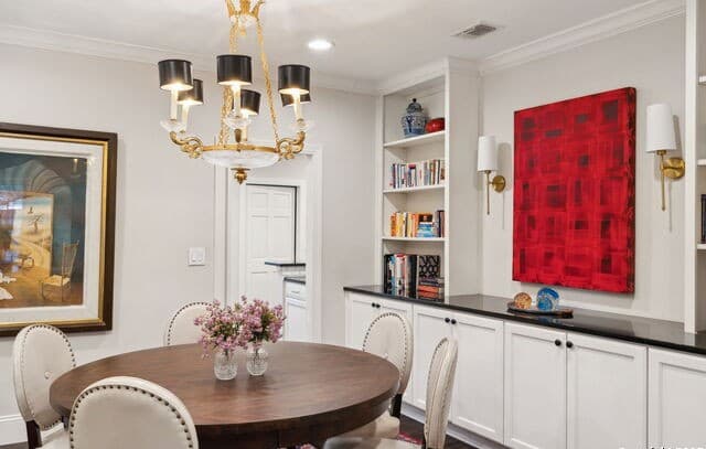 3-bedroom rental at 7731 Broadway Unit A10 in San Antonio, TX — photo 4
