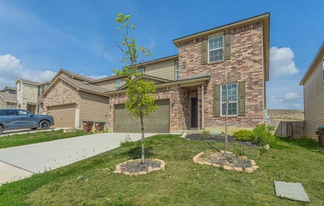 4-bedroom rental at 7410 Champion in San Antonio, TX — photo 3