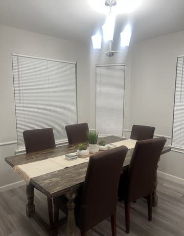 3-bedroom rental at 15326 Spring Dew in San Antonio, TX — photo 4