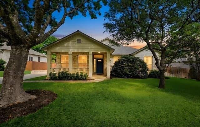 3-bedroom rental at 3606 Windy Ridge Ct in San Antonio, TX — photo 1