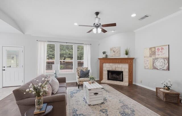 3-bedroom rental at 3606 Windy Ridge Ct in San Antonio, TX — photo 4