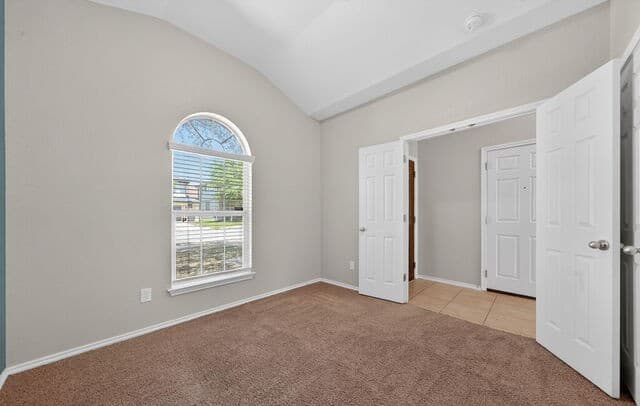 3-bedroom rental at 225 Country Vale in Cibolo, TX — photo 4