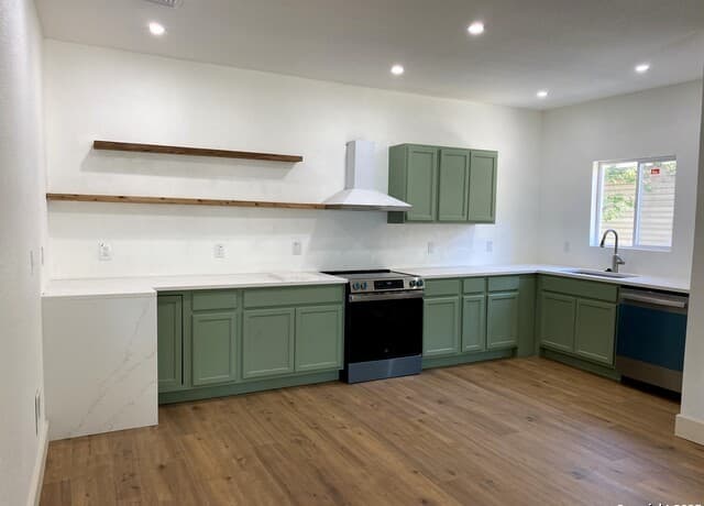 3-bedroom rental at 2122 Cincinnati Ave in San Antonio, TX — photo 5