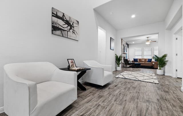 4-bedroom rental at 3717 Cualquiera in San Antonio, TX — photo 5