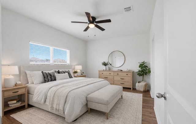 5-bedroom rental at 3139 Rosalind Way in San Antonio, TX — photo 5