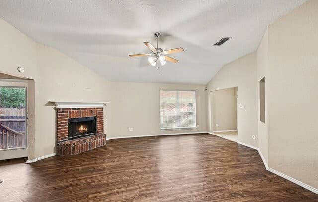 3-bedroom rental at 6530 Ithaca Fls in San Antonio, TX — photo 3