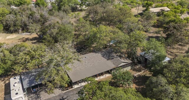4-bedroom rental at 390 Galveston St in Bandera, TX — photo 1