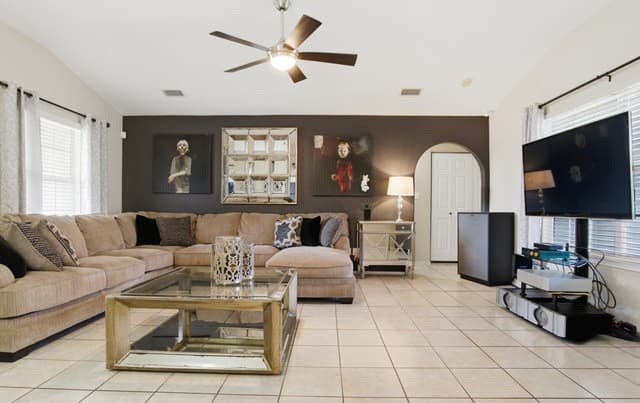 3-bedroom rental at 7511 Linkmeadow in San Antonio, TX — photo 5