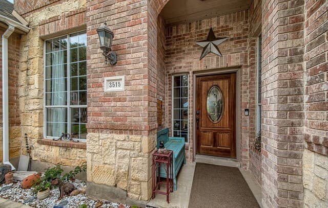 4-bedroom rental at 3515 Edge Vw in San Antonio, TX — photo 4