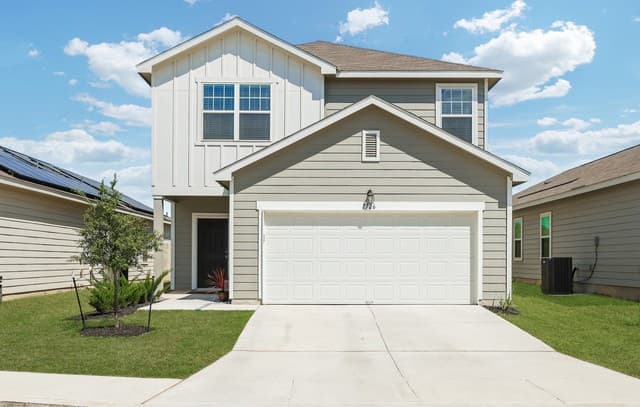 4-bedroom rental at 7726 Fern Holw in San Antonio, TX — photo 2