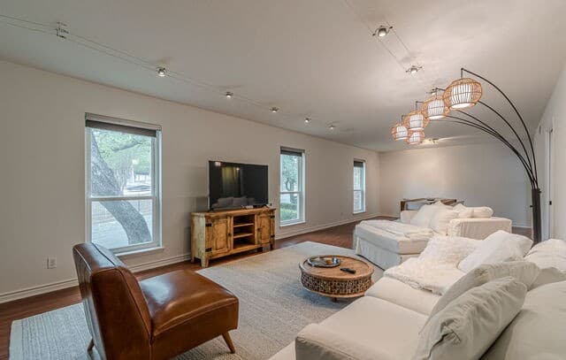 2-bedroom rental at 7500 Callaghan Unit APT 262 in San Antonio, TX — photo 3