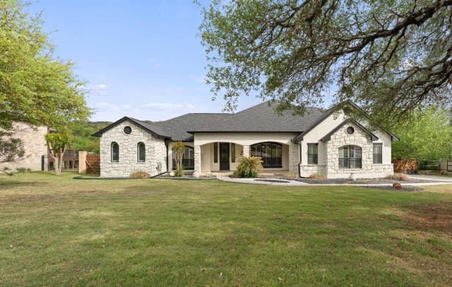 3-bedroom rental at 1926 Slumber Pass in San Antonio, TX — photo 3