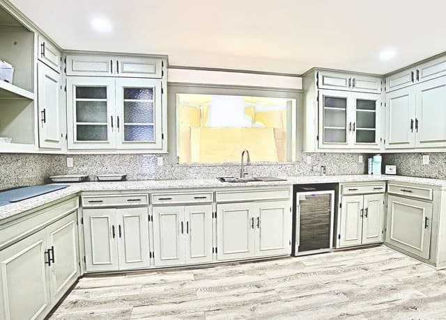 1-bedroom rental at 918 E Ashley in San Antonio, TX — photo 4