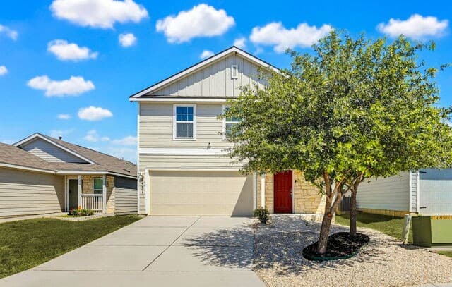 4-bedroom rental at 6531 Hazy Gln in San Antonio, TX — photo 1