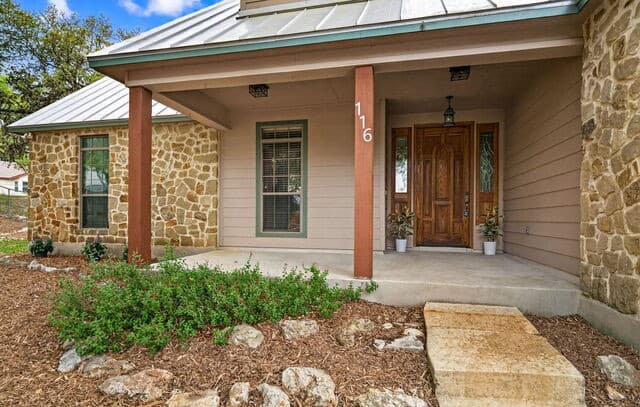 3-bedroom rental at 116 Stonegate S in Boerne, TX — photo 4