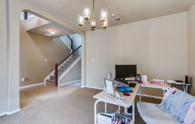 4-bedroom rental at 8507 Driftwood Hl in San Antonio, TX — photo 2