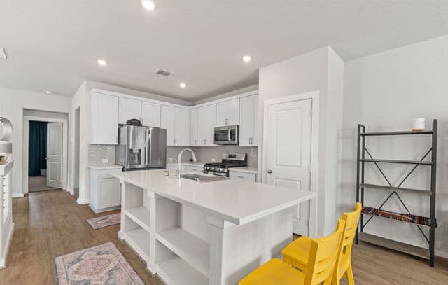3-bedroom rental at 4406 Stark Alley in San Antonio, TX — photo 3