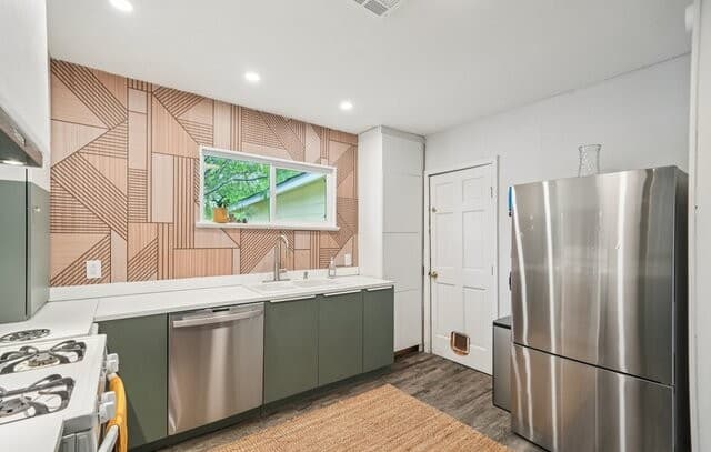 3-bedroom rental at 12702 Middle Lane in San Antonio, TX — photo 4