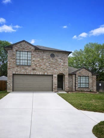 3-bedroom rental at 9227 Blockade Dr in San Antonio, TX — photo 1