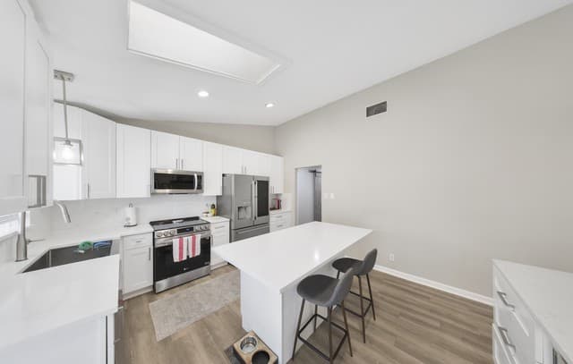 4-bedroom rental at 13623 High Chapel in San Antonio, TX — photo 2