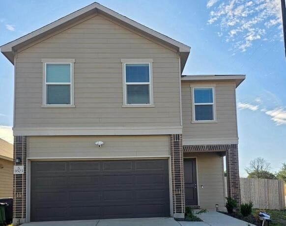 3-bedroom rental at 9503 Hinterlands Dr in San Antonio, TX — photo 1