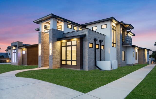 5-bedroom rental at 19402 Terra Stone in San Antonio, TX — photo 4