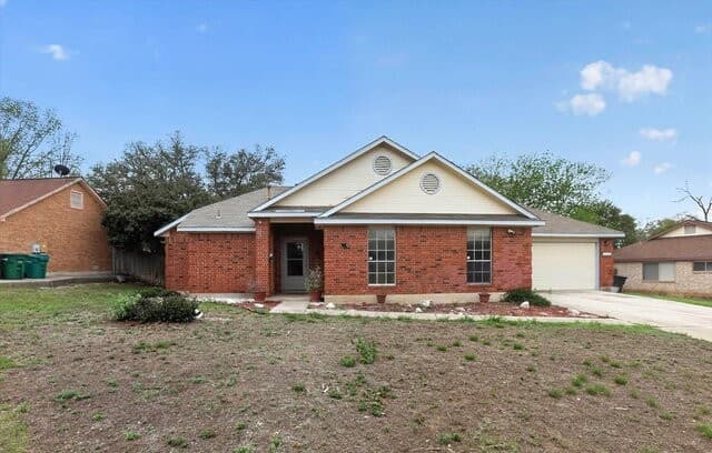 3-bedroom rental at 3415 Lura Ln in San Antonio, TX — photo 4