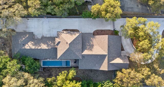 5-bedroom rental at 10770 Mesquite Flt in Helotes, TX — photo 5