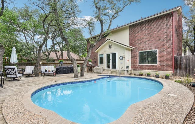 3-bedroom rental at 15743 Wood Sorrel in San Antonio, TX — photo 1