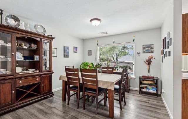 3-bedroom rental at 15743 Wood Sorrel in San Antonio, TX — photo 3