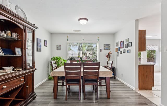 3-bedroom rental at 15743 Wood Sorrel in San Antonio, TX — photo 5