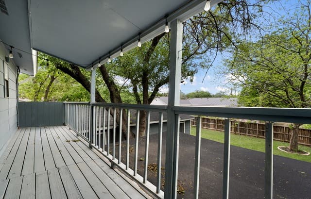 4-bedroom rental at 8265 Utopia Blvd in Selma, TX — photo 2