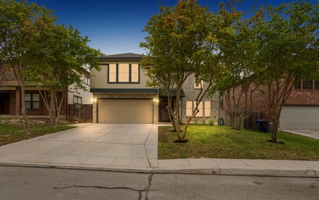 4-bedroom rental at 6339 Higbee Mill in San Antonio, TX — photo 3