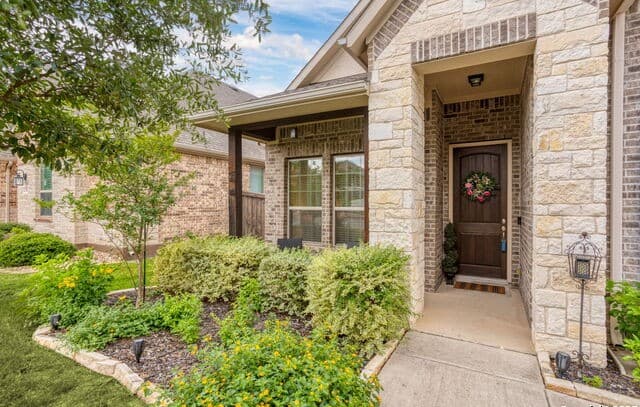 4-bedroom rental at 23107 Evangeline in San Antonio, TX — photo 1