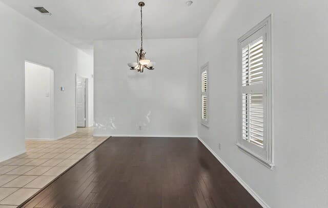 4-bedroom rental at 9634 Silver Moon in San Antonio, TX — photo 5