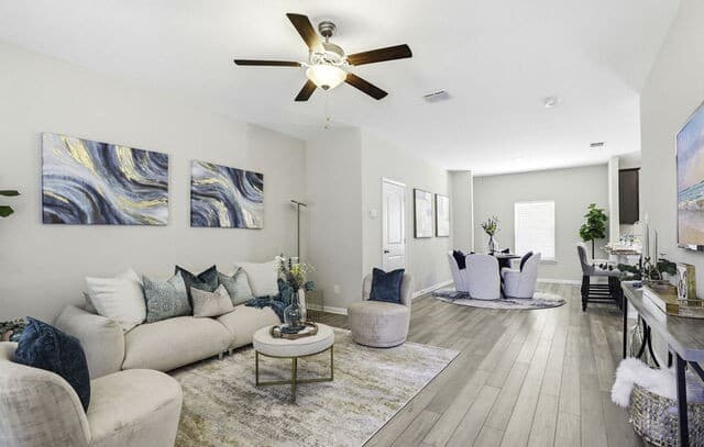 3-bedroom rental at 8106 Bending Tree in San Antonio, TX — photo 3