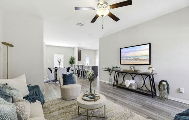 3-bedroom rental at 8106 Bending Tree in San Antonio, TX — photo 5