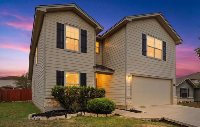 4-bedroom rental at 818 Three Wood Way in San Antonio, TX — photo 1
