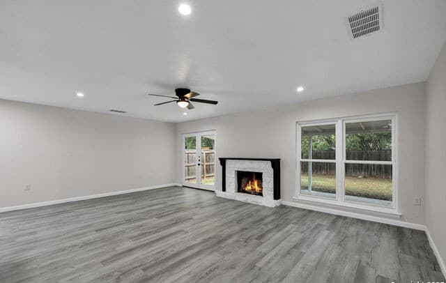 3-bedroom rental at 5915 Lake Champlain in San Antonio, TX — photo 5