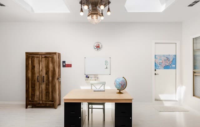 4-bedroom rental at 8723 Prince Hts in San Antonio, TX — photo 5