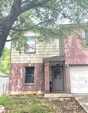3-bedroom rental at 3831 Wetmore Ridge in San Antonio, TX — photo 3