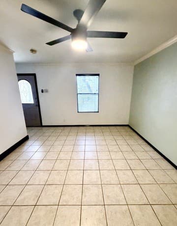 3-bedroom rental at 3831 Wetmore Ridge in San Antonio, TX — photo 5
