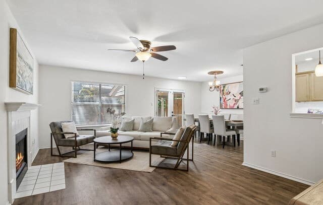 3-bedroom rental at 6058 Gaelic in San Antonio, TX — photo 1