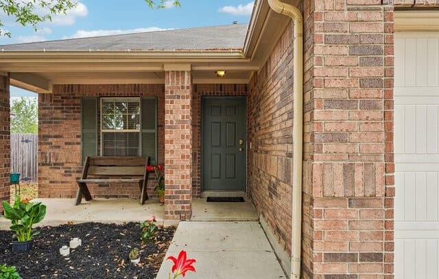 3-bedroom rental at 9025 Peridot in Schertz, TX — photo 2