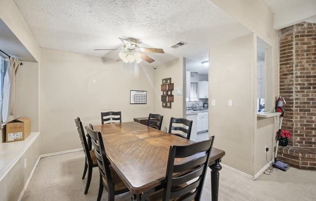 4-bedroom rental at 8730 Welles Hbr in San Antonio, TX — photo 4