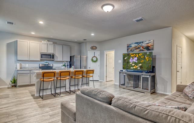 4-bedroom home for sale at 20009 Huckleberry St in Lytle TX