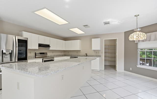 3-bedroom rental at 11214 Scarborough Ct in San Antonio, TX — photo 1