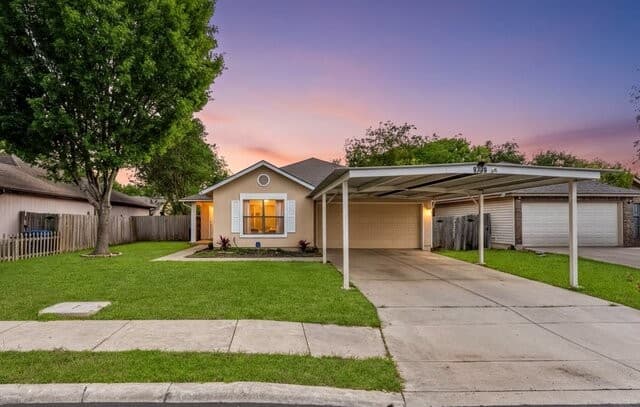 4-bedroom rental at 9238 Bowen Dr in San Antonio, TX — photo 1