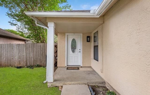 4-bedroom rental at 9238 Bowen Dr in San Antonio, TX — photo 3